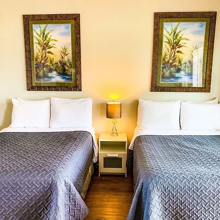 The Costal Hotel Clearwater Esterno foto