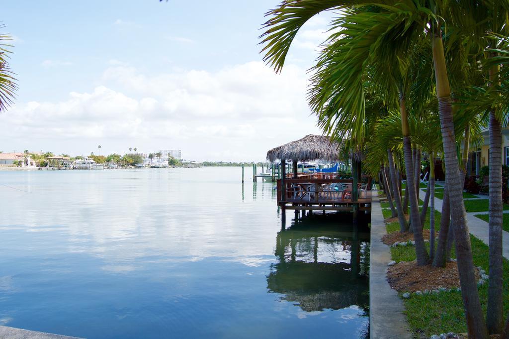 The Costal Hotel Clearwater Esterno foto